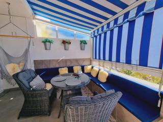 A Cliffside Ocean View Sanctuary for Couples - 9