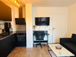 Cocoon break near CDG Airport & 30 min from Paris - 6