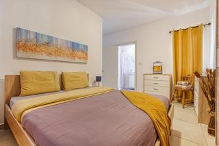 Seaview Apartment balcony in Gzira - 7