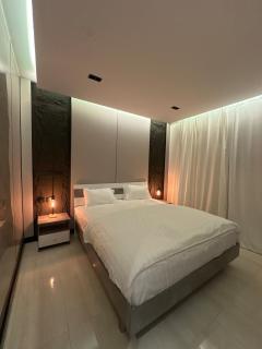 Luxurious and elegant apartment with self check-in - 7