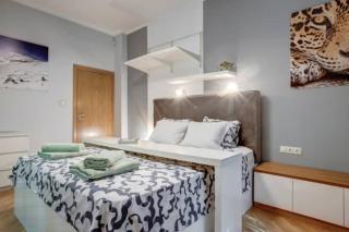1BDR Absolute TOP Centre Cozy Apartment - 3