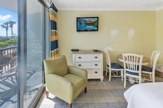 New Oceanview, Low Floor, Heated Pools! - 8