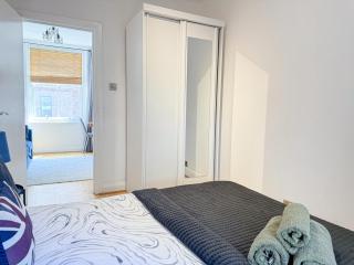 Hackney 1-Bedroom flat near Shoreditch & Hoxton with Free WiFi - 2