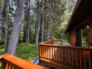 Riverfront Cabin 9 - - 8