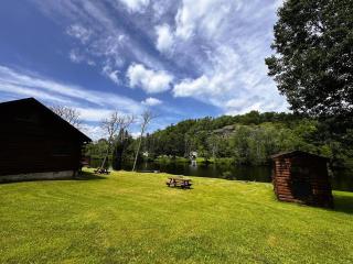Riverfront Loft 7 - - 6
