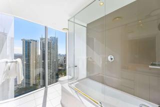Stunning Ocean and City View at Hilton - Gold Coast - 7