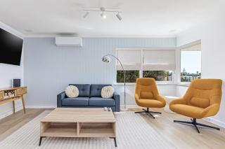 Breezy Beachside 2BR Private Balcony Views - 0