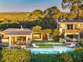 The Hill House Hinterland Haven - 2