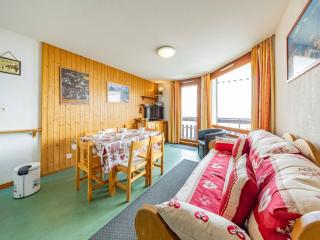 Saint-François-Longchamp: T3 6 pers, balcon, TV, bains - FR-1-807-17 - 0