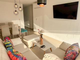 Exclusivo apto con piscina y vista al mar - 6