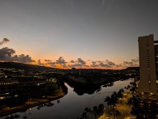 Newly renovated, secure condo. - 7