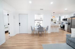Sunny 4br Stpete Getaway Home - 1