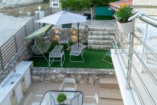 Mareu Stonehouse - 6