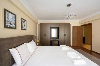 Lovely Bright Central Modern 1bed1bath! #159 - 1