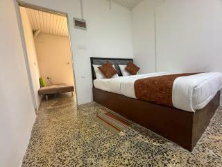 Shanthi Villa Nuwarawewa - 4