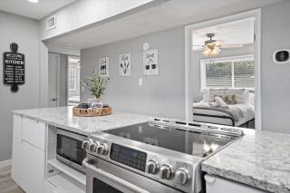 Tucson Oasis by Rather Be Properties - 5