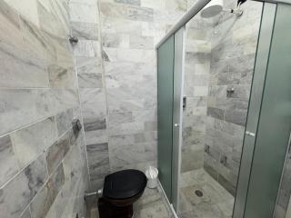 Apartamento enseada 500 metro da praia - 1