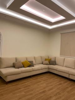 An independent floor with a good distinctive location - 0