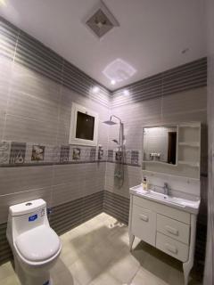 An independent floor with a good distinctive location - 3