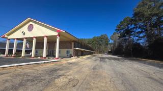 OYO Jeffersonian Motor Inn - 5