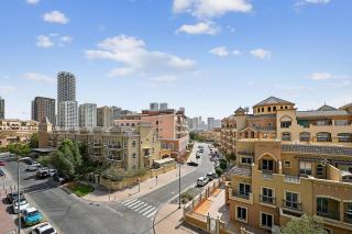 Fully Furnished 1BR with Pool & Gym in JVC - 3