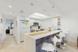 Holiday Villas III 703 - 1