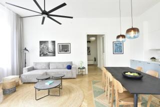 Artistic HoMes in the Heart of Budapest - 2