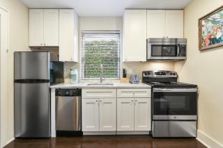 Cute 1bed 1bath 4 blocks from French Q and steps to Jazz & music venues - 2