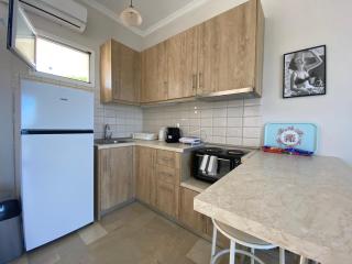 Helen's apartments and studios - 6