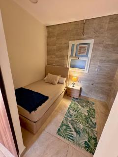 Alamein 2 bedroom الحي اللاتيني - 5