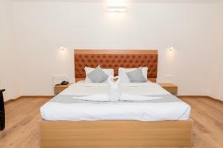 Hotel Royal Samrat Residency Manyata Tech Park - 2