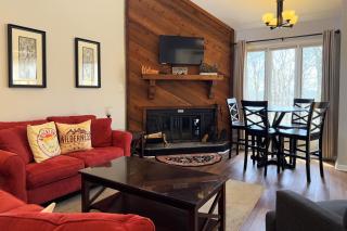 Laurelwood 95 with Wintergreen Advantage - Wintergreen - 0