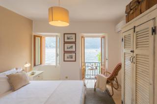 Il Porticciolo by Rent All Como - 2
