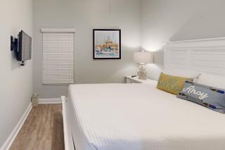 409 - Palms of Treasure Island - 5