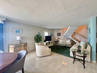 Smb Condo At Cayman Reef Resort - 2