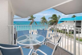 Smb Condo At Cayman Reef Resort - 7