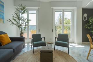 Como Panorama by Rent All Como - 1