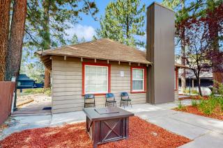 Manzanita Holiday 4 - 6