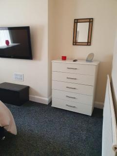 Blackpool Central Apartments - 1st Floor - 3 Bedrooms - Blackpool - 8
