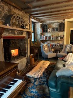 The Writers Den - 0