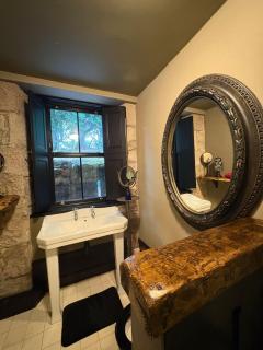 The Writers Den - Nairn - 6