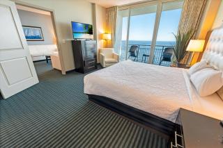 New Direct Oceanfront King 2BR ,Modern Decor,Pools - Myrtle Beach - 4