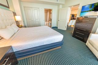 New Direct Oceanfront King 2BR ,Modern Decor,Pools - 2