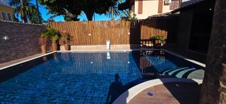 Casa com Piscina e Área Gourmet para Família - 7