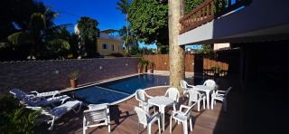 Casa com Piscina e Área Gourmet para Família - 9