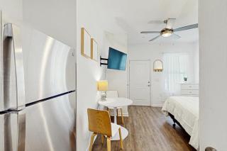 Bowen Village 2118B - 8