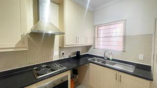 2 Bedroom Apartment at Sunbird - Johannesburg - 3