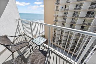 Sands Ocean Club,Studio, Ocean View, Ocean Annies! - 9