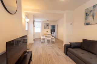 3 Bed House Bedford Free Parking - Bedford - 7