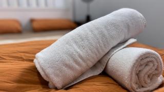 Spacious Home Perfect for Two Families or Groups - 1